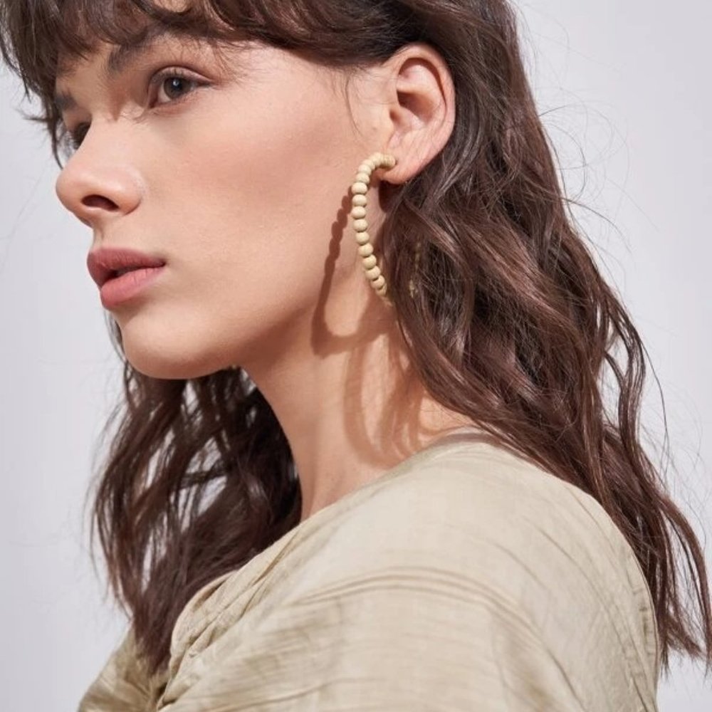 NEW Beige Tan‎ Wood Beaded Bead Boho Hoop Earrings